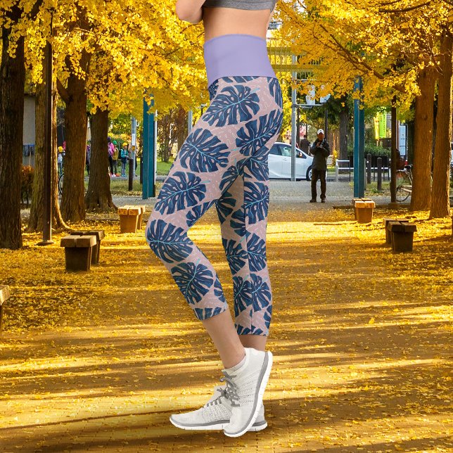Leggings Capri Hoja Tropical Monstera Gris Azul (Tropical Leaf Monstera Grey Blue Capri Leggings)