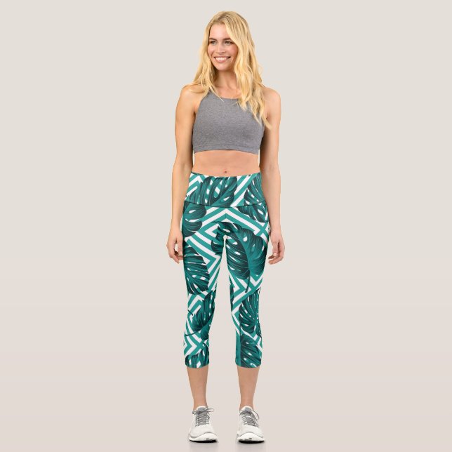 Leggings Capri Hojas Tropicales: Patrón floral sin soldadura. (Anverso)