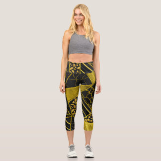 Leggings Capri Ilusión de textura del triángulo negro dorado
