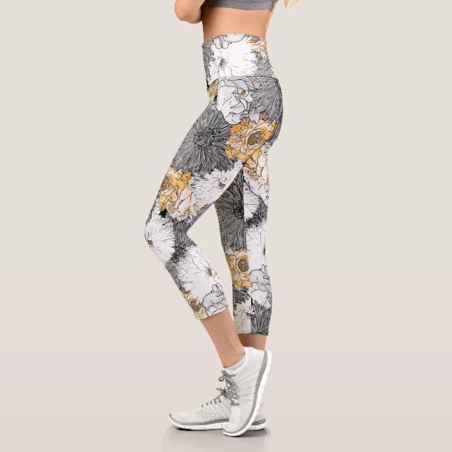 Leggings Capri Ilustracion floral amarillo y gris (Izquierda)