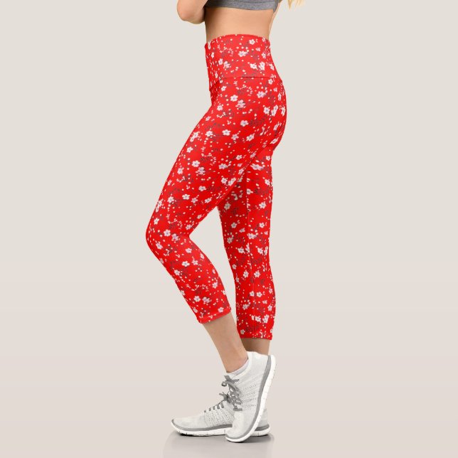 Leggings Capri Impresión posa blanca en rojo (Izquierda)