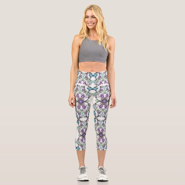 Leggings Capri Impresionante aspecto de flores azul violeta con e (Anverso)
