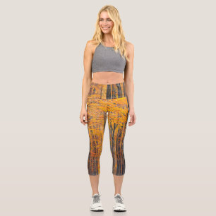 Leggings Capri Impresionante bosque otoñal de oro
