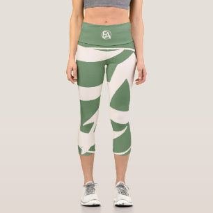 Leggings Capri Iniciales Sobredimensionadas en Blanco y Verde