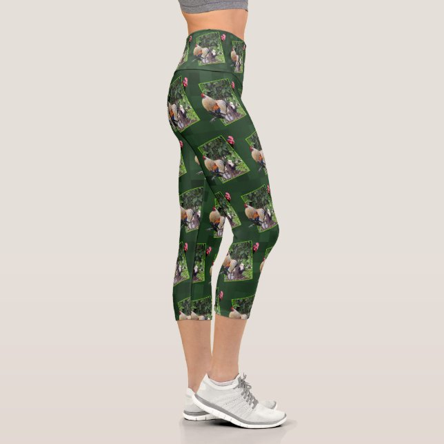Leggings Capri **"Juego de aves: Escóndete de pollo en 3D"** (Derecha)