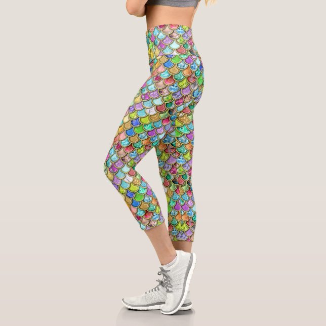Leggings Capri La sirvienta se balancea con piedras y Purpurina (Izquierda)