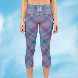 Leggings Capri Leggencias capri en monograma azul y violeta
