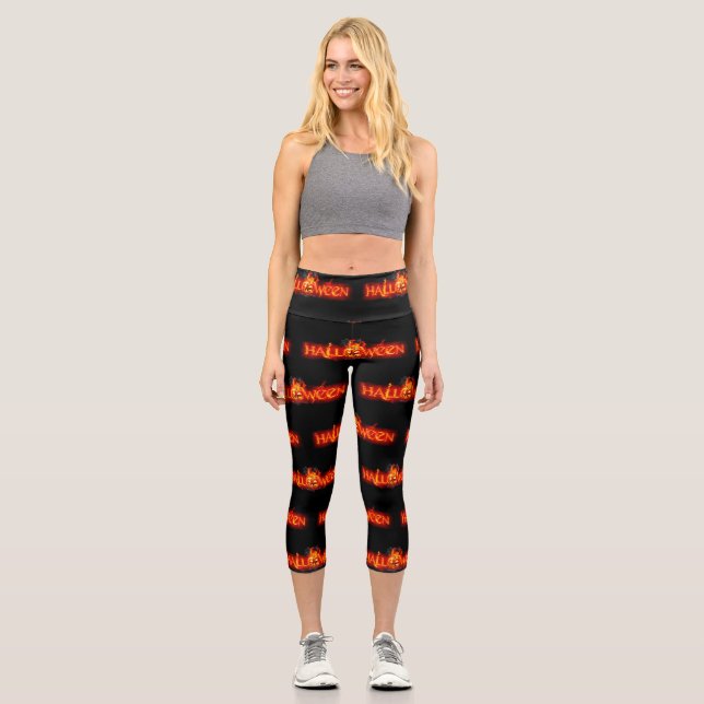 Leggings Capri Letras ígneas masivas de SlipperyJoe's Halloween c (Anverso)