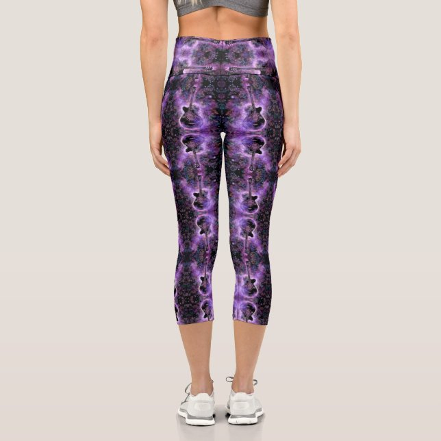 Leggings Capri Leyendas Capri con música de guitarra - espacio má (Reverso )