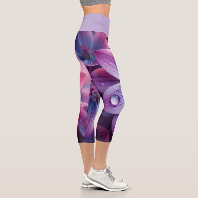Leggings Capri Lilac Floral Púrpura y Rosa (Derecha)
