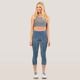 Leggings Capri Líneas geométricas de curvas blancas en azul