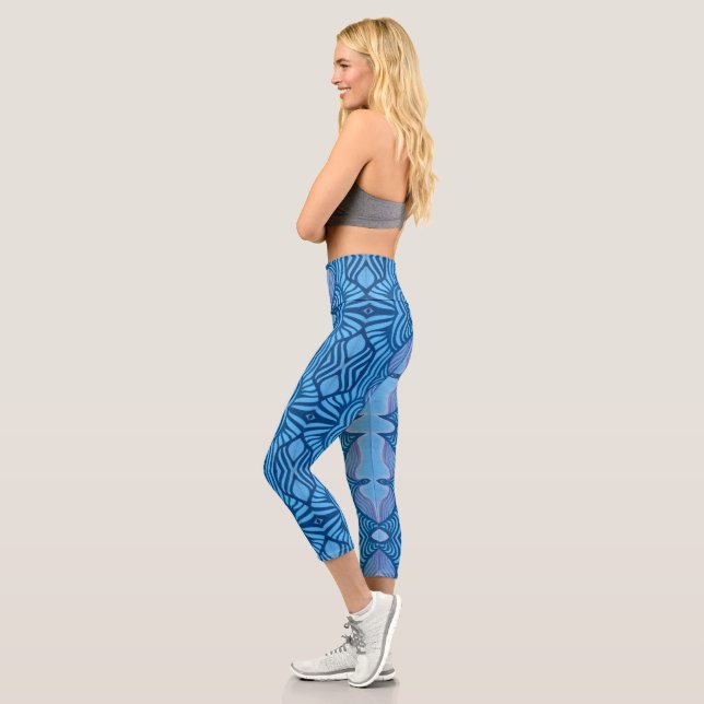 Leggings Capri líneas salvajes azules High Waisted Capris (Izquierda)