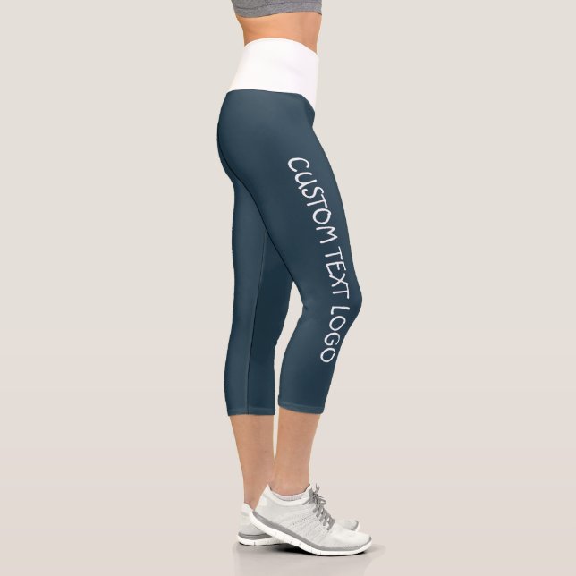 LEGGINGS CAPRI LOGO DE TEXTO PERSONALIZADO (Derecha)