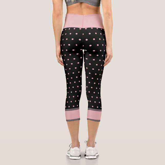 Leggings Capri Los puntos de polka rosados negros (Reverso )