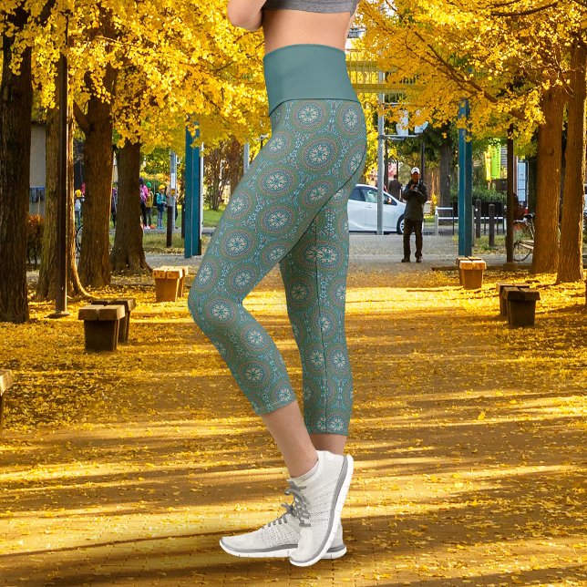 Leggings Capri Mandala Verde (Mandala Green Capri Leggings)