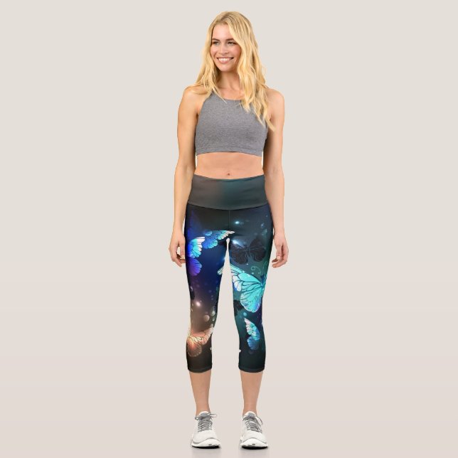 Leggings Capri Mariposa nocturna fluida (Anverso)
