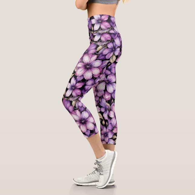 Leggings Capri Medias florales moradas (Izquierda)