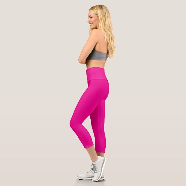 Leggings Capri Mejora tu espacio con un fondo rosado (Izquierda)