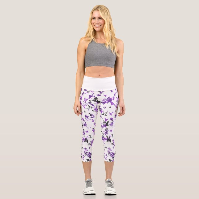 Leggings Capri Midnight Warrior: Black & Purple Camo Yoga Capris (Anverso)
