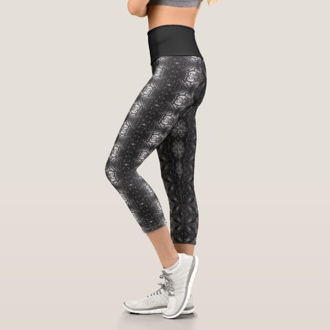 Leggings Capri negro como Capris de alta derrota (Izquierda)