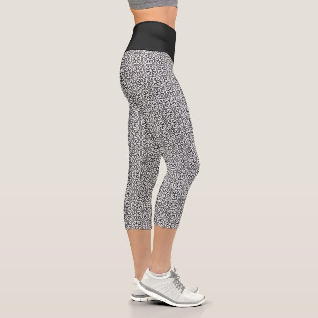 Leggings Capri Negro y blanco moderno (Derecha)