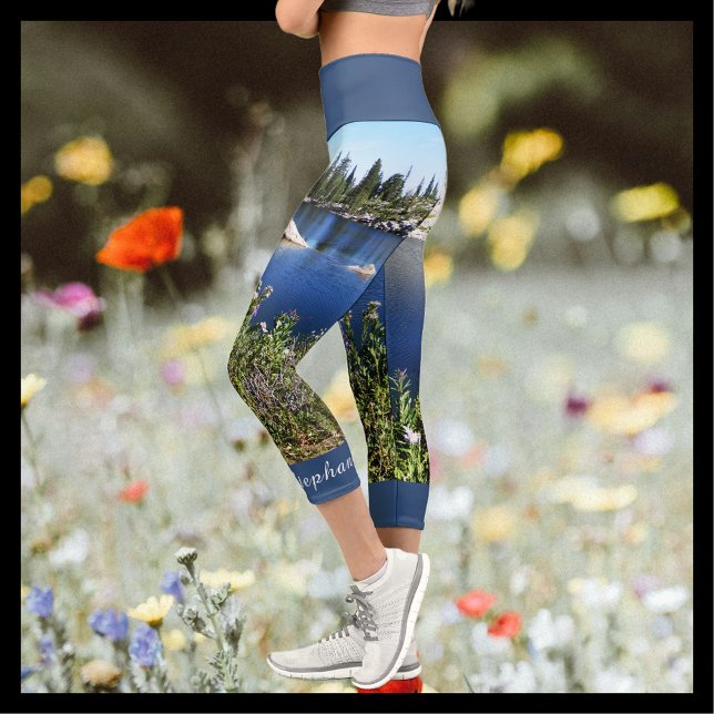 Leggings Capri Nombre personalizado de lago y flores silvestres (Subido por el creador)