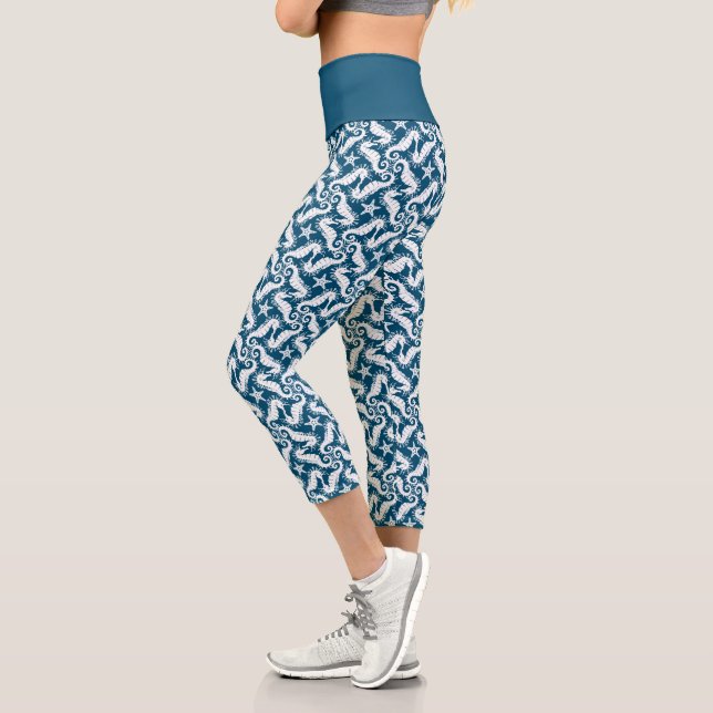 Leggings Capri Patrón azul de caballito de mar (Izquierda)