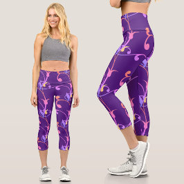 Leggings Capri Patrón Botánico De Flores Púrpura Y Rosa