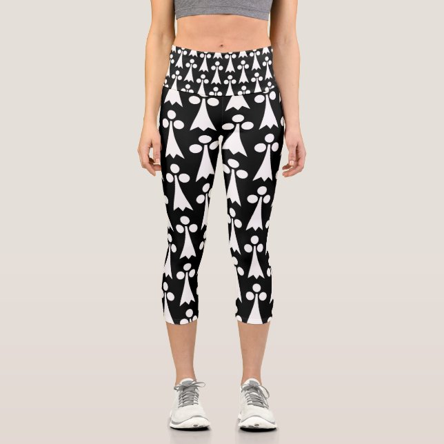 Leggings Capri Patrón de armiño, Patrón medieval, Blanco sobre ne (Anverso)