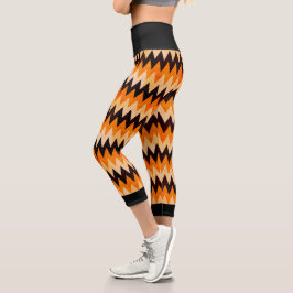 Leggings Capri Patrón de Chevron Zigzag de Halloween – Naranja y
