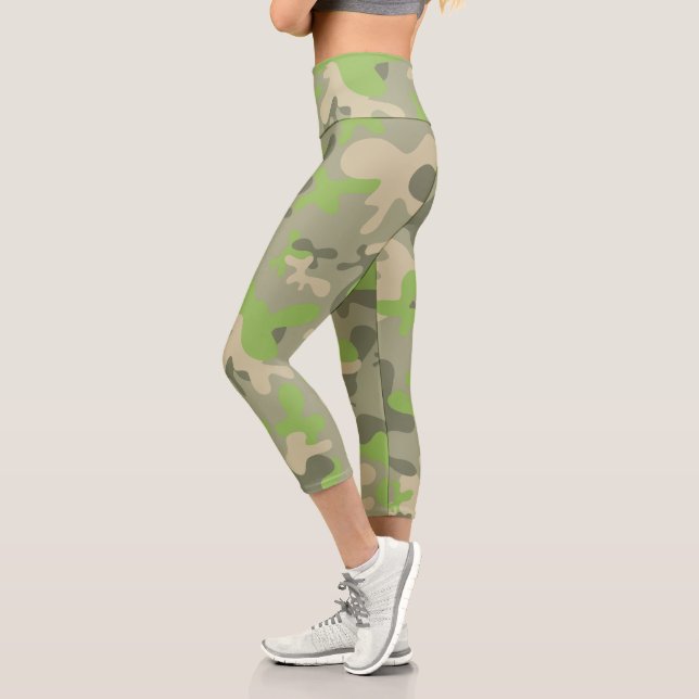 Leggings Capri Patrón de combate moderno camuflado (Izquierda)