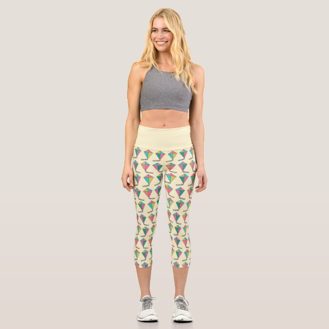 Leggings Capri Patrón de cometas retro colorido (Anverso)