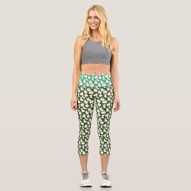 Leggings Capri Patrón de conejos blancos 01.bw Verde BG (Anverso)