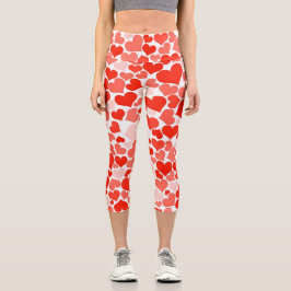Leggings Capri Patrón de corazón rojo moderno