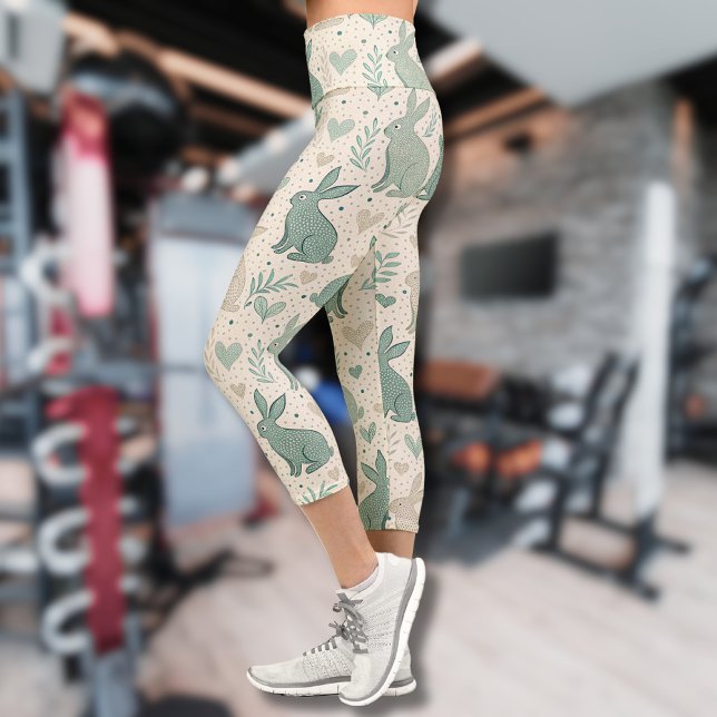 Leggings Capri Patrón de Corazones con Siluetas de Conejo Simples (Subido por el creador)