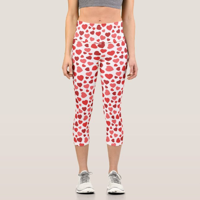 Leggings Capri Patrón De Corazones, Corazones Rojos, Patrón De Co (Anverso)