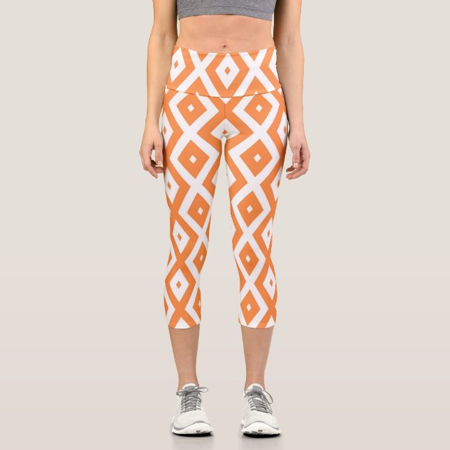 Leggings Capri Patrón de diamante blanco y naranja (Anverso)