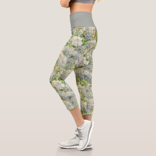 Leggings Capri Patrón de hidrangea gris de lavanda floral de Moda