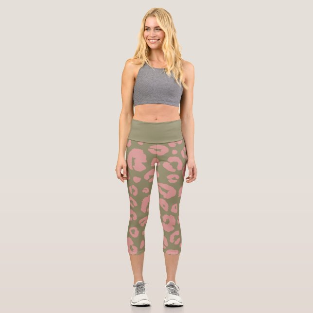 Leggings Capri Patrón de Leopardo Moderno Verde y Rosa (Anverso)