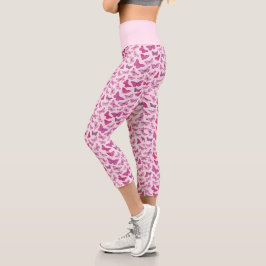 Leggings Capri Patrón de mariposa rosada