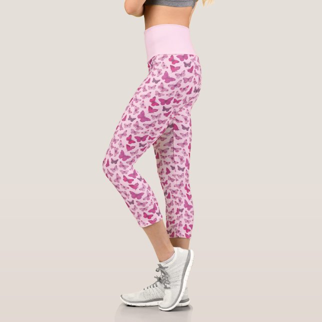 Leggings Capri Patrón de mariposa rosada (Izquierda)