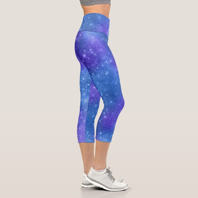 Leggings Capri Patrón de Moda giratoria azul y púrpura (Derecha)
