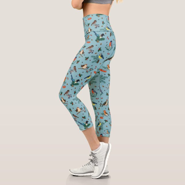 Leggings Capri Patrón de Navidades de aves de invierno festivas (Izquierda)