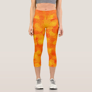 Leggings Capri Patrón de Remolinos Amarillos Naranjas