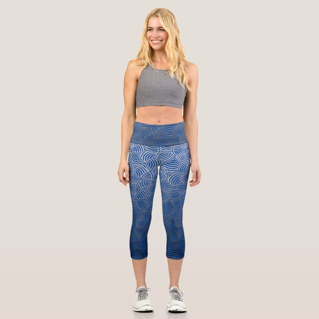 Leggings Capri Patrón de shell.04.w BG azul (Anverso)
