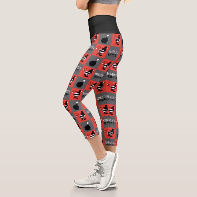Leggings Capri Patrón de verificación de Chibi Harley Quinn (Izquierda)