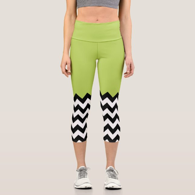 Leggings Capri Patrón de zigzag negro y blanco, chevron, verde (Anverso)