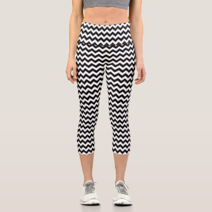 Leggings Capri Patrón de zigzag negro y blanco, patrón de chevron