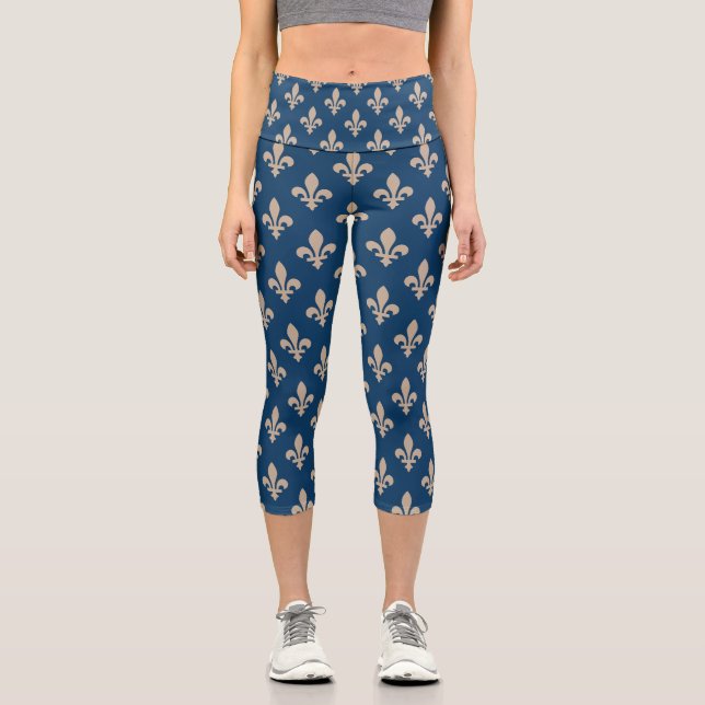 Leggings Capri Patrón Fleur de Lis, francés real, crema en azul (Anverso)