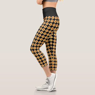 Leggings Capri Patrón floral de Dahlia amarillo en negro